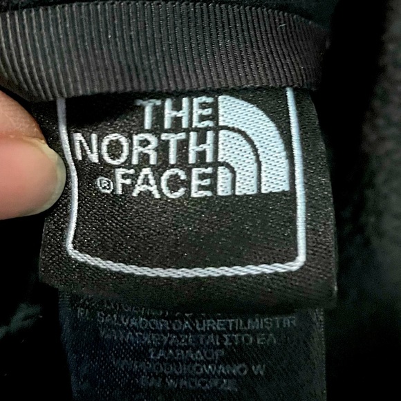 The North Face Fleece Jacket with Full Front Zipper.  Black XS. - Picture 7 of 7